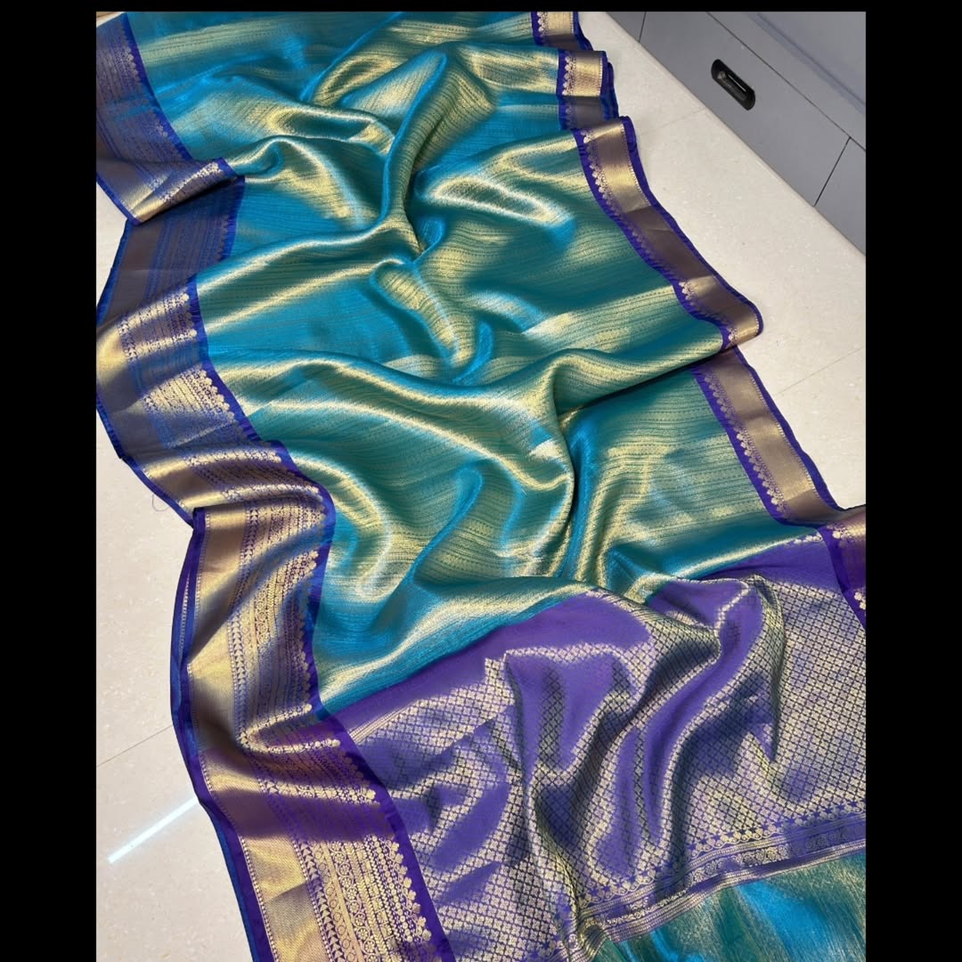 Age: 2-3 year (Ethnic Gown)