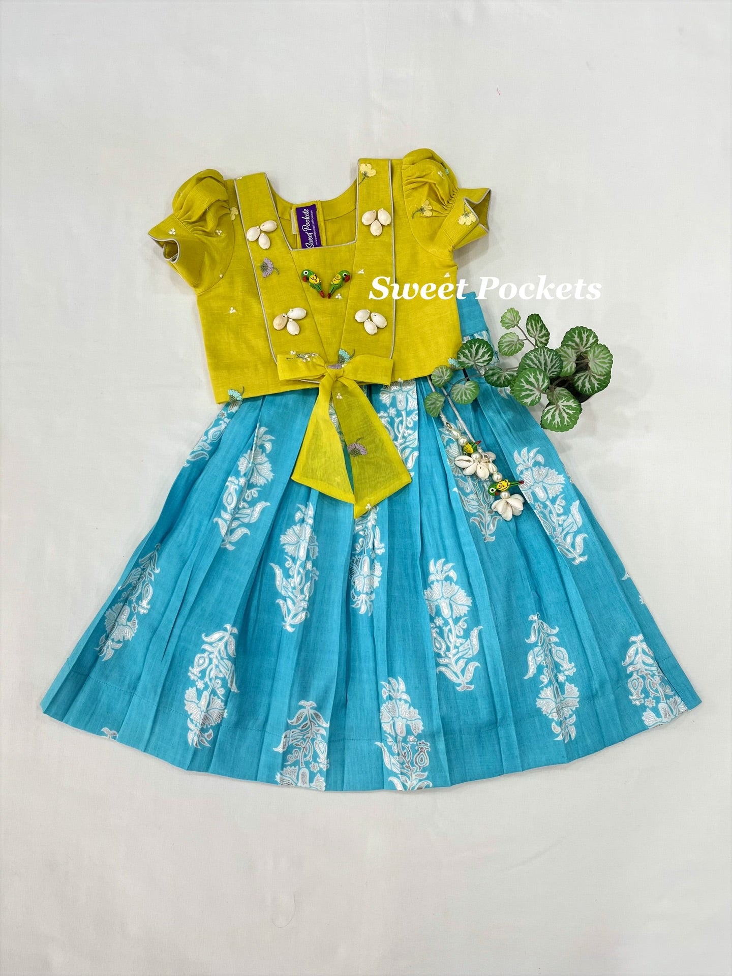 Age: 1-2 year (Croptop)