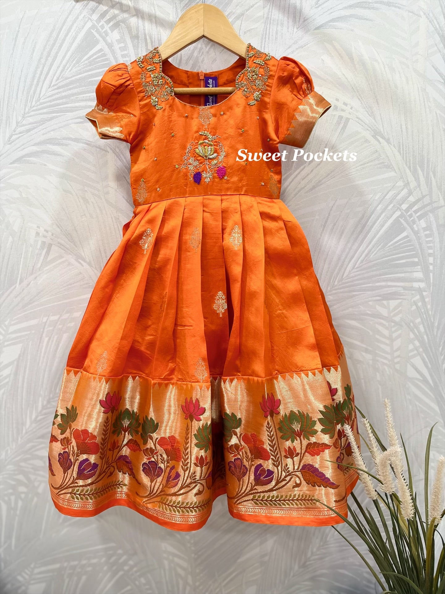 Age: 2-3 year (Ethnic Gown)