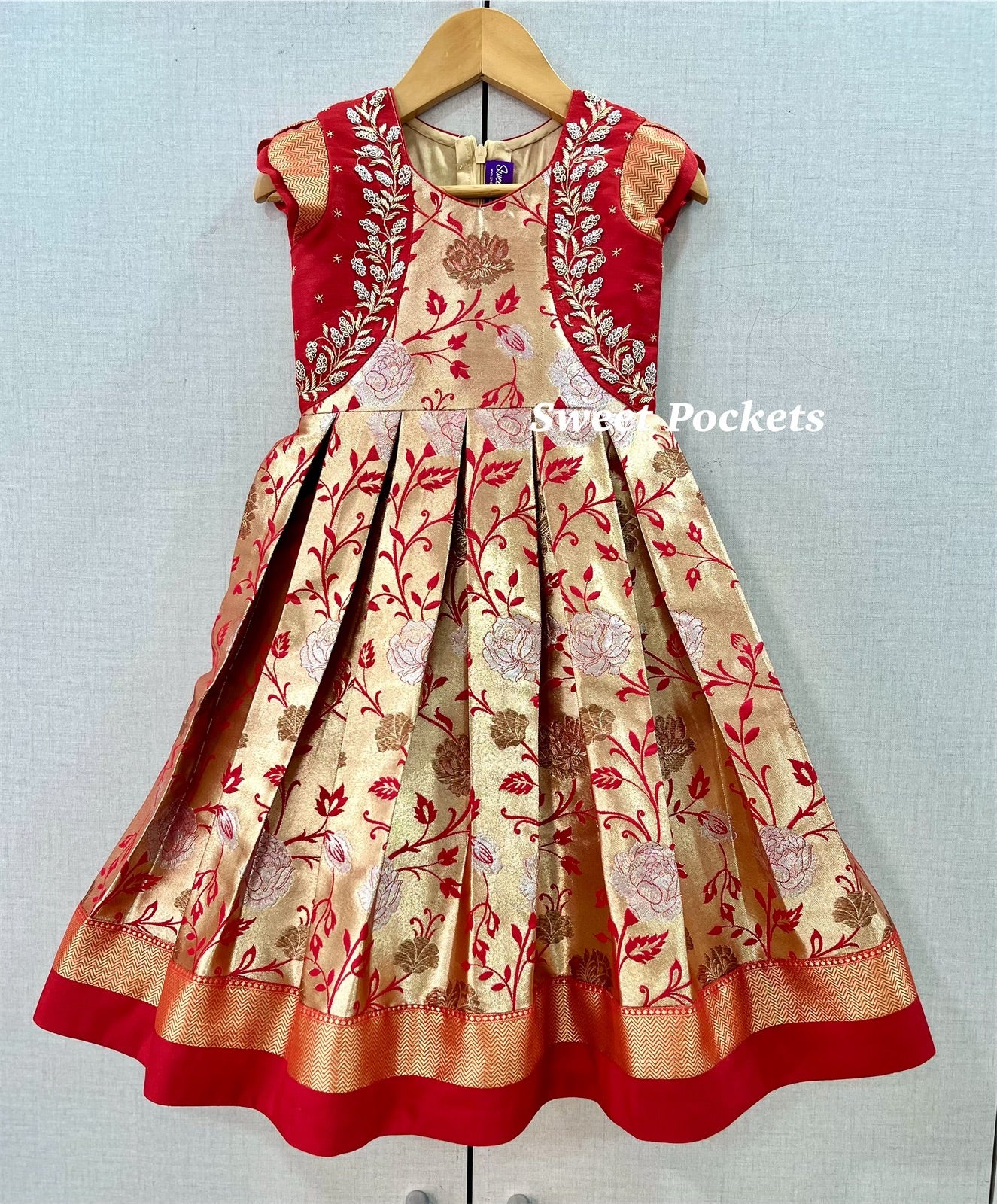 Age: 2-3 year (Ethnic Gown)