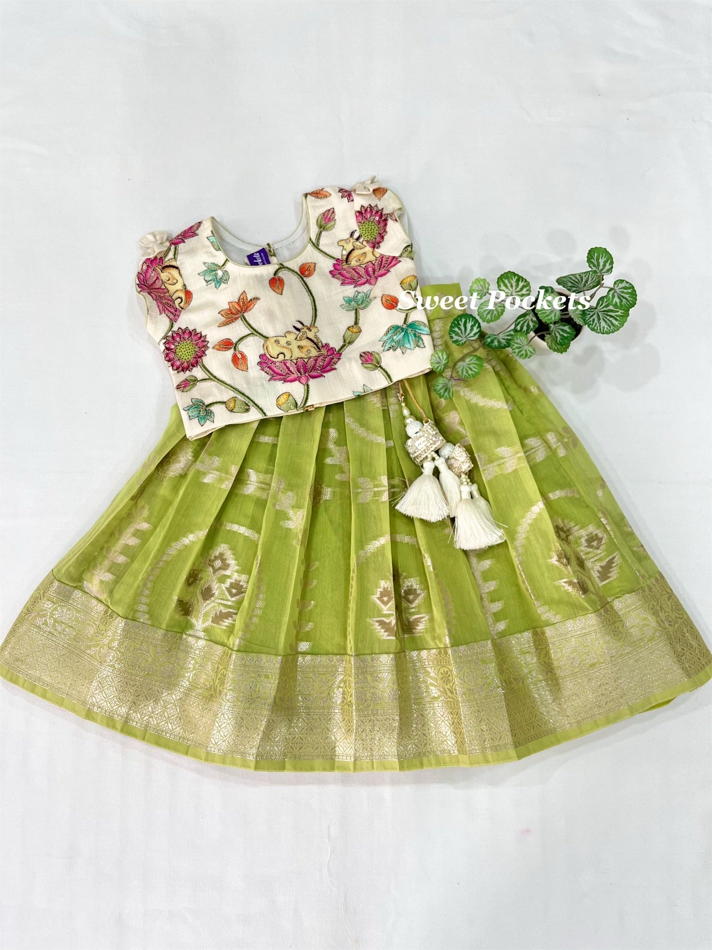 Age: 1-2 year (Croptop)