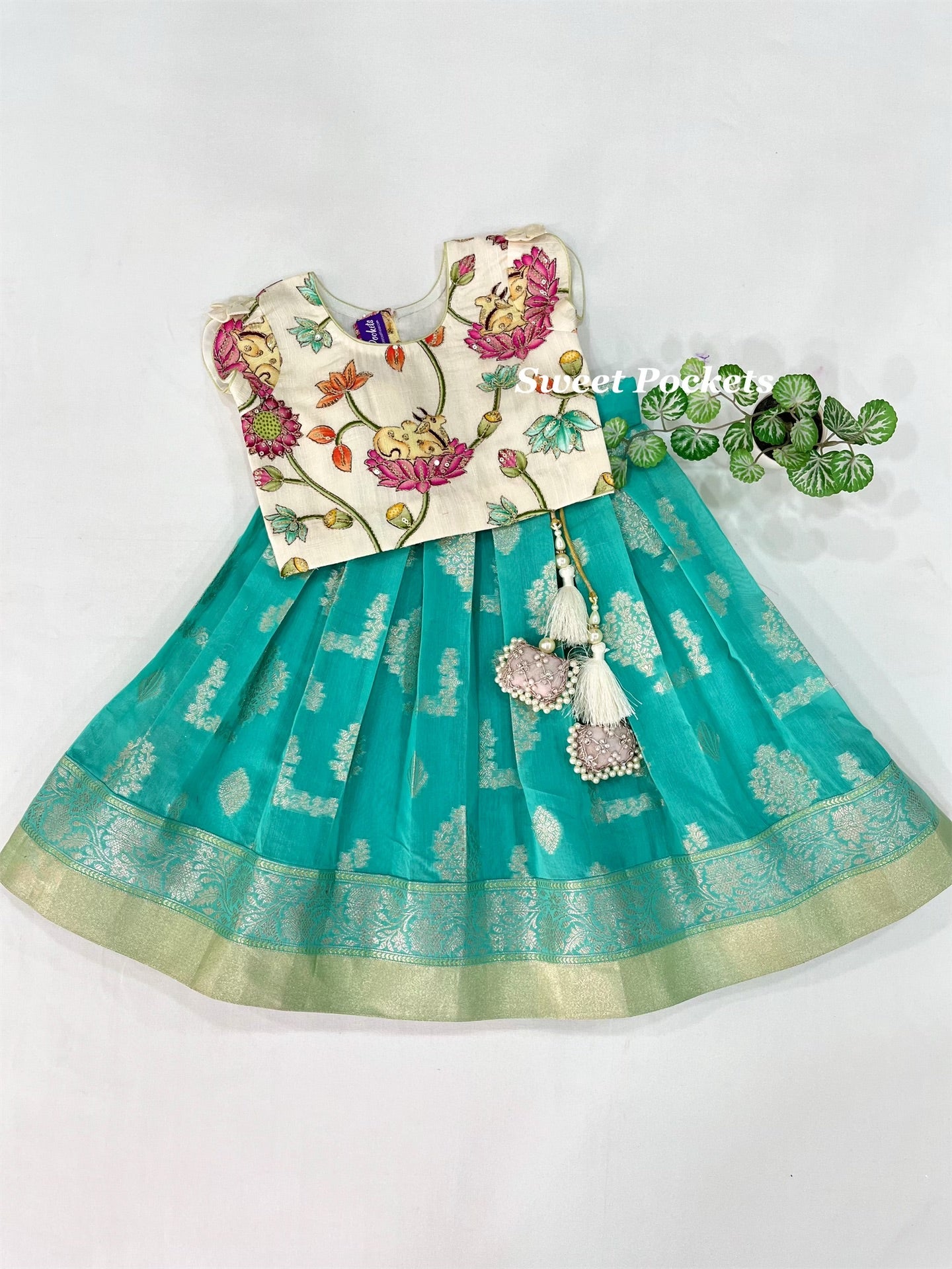 Age: 1-2 year (Croptop)