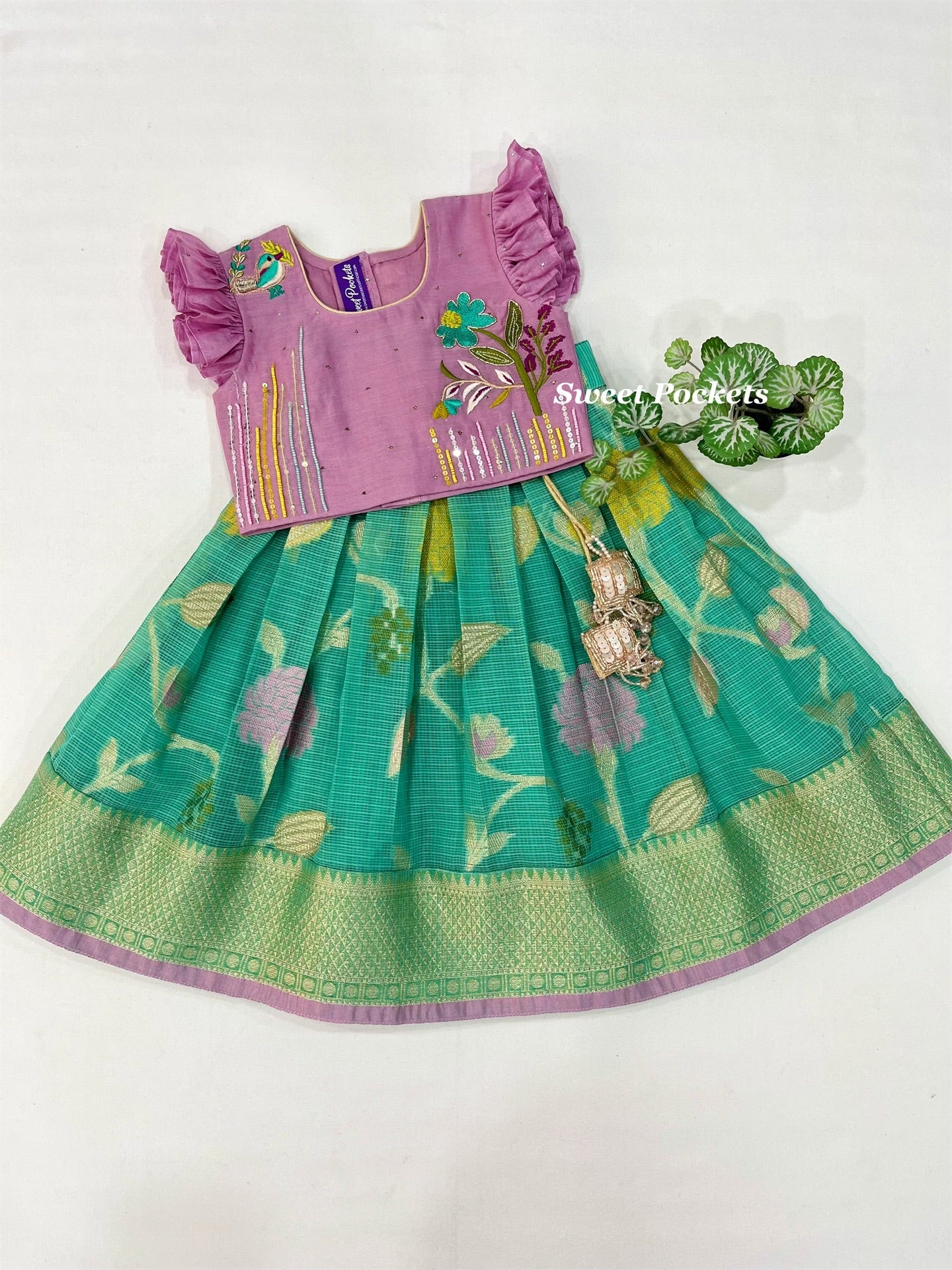 Age : 1-2 year