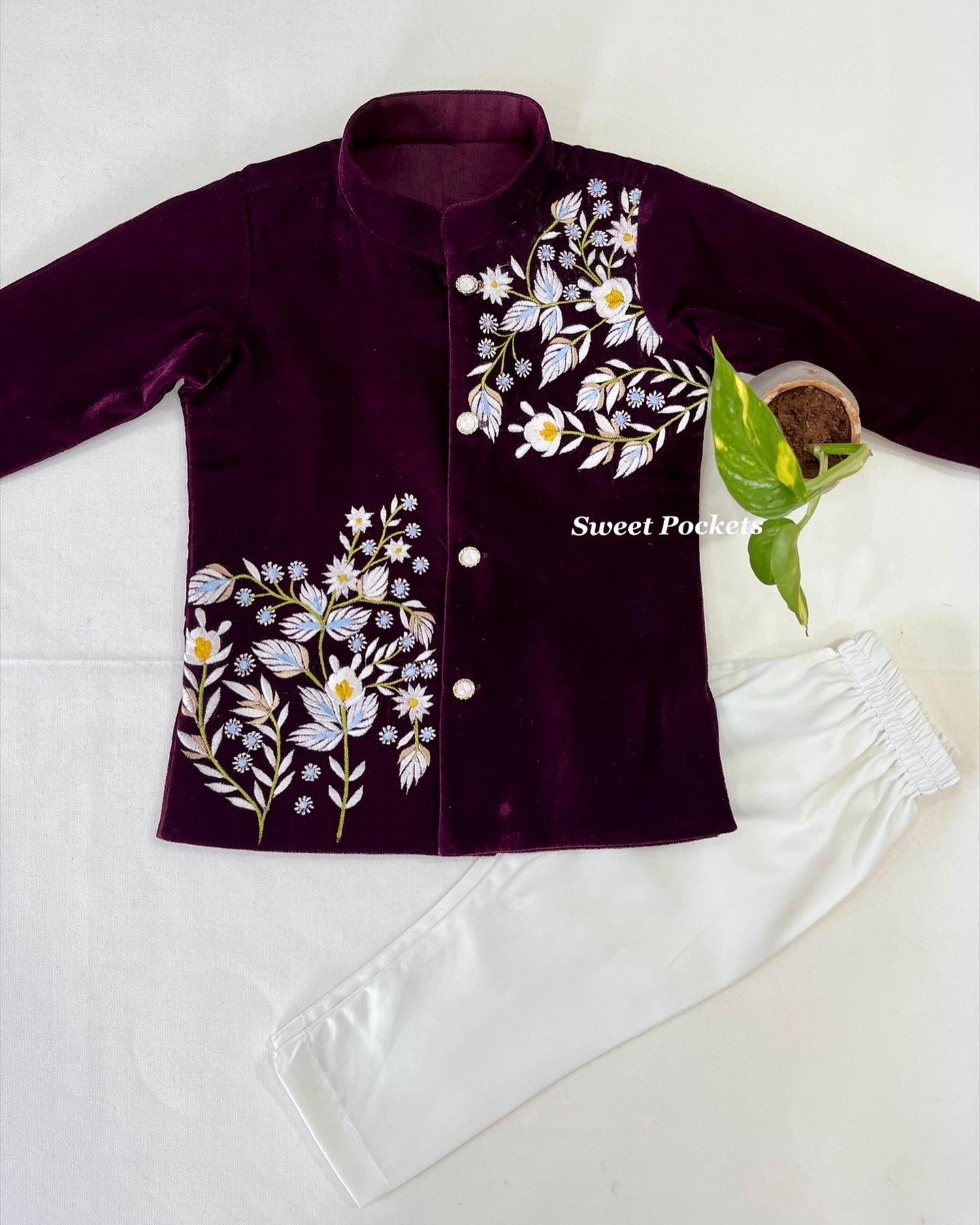 Kurta Pyjama Set