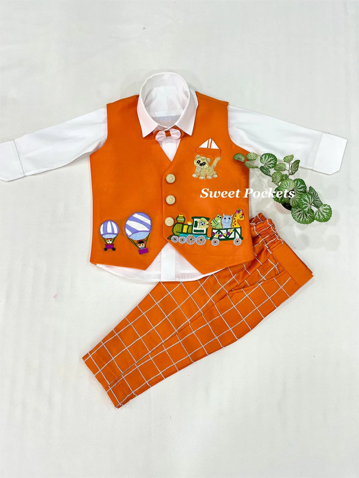 Kurta Pyjama Set With Waistcoat 1-2 years