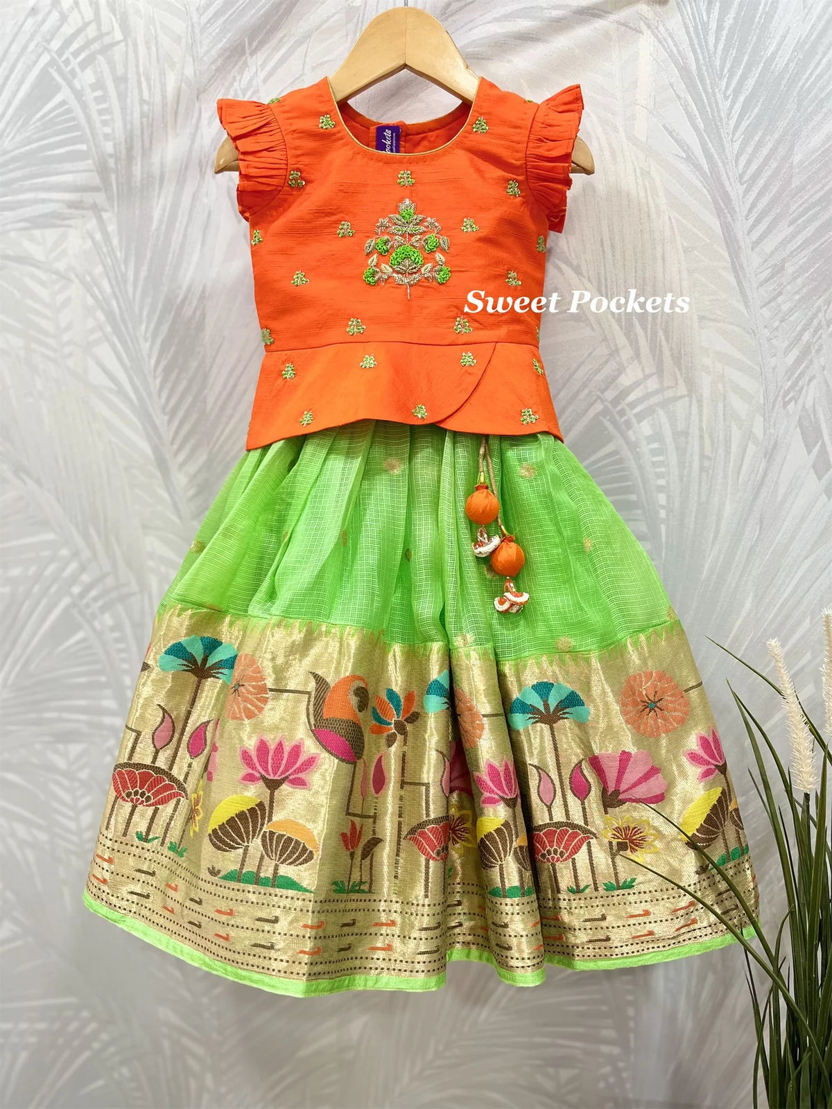 Age: 2-3 year (Lehenga set)