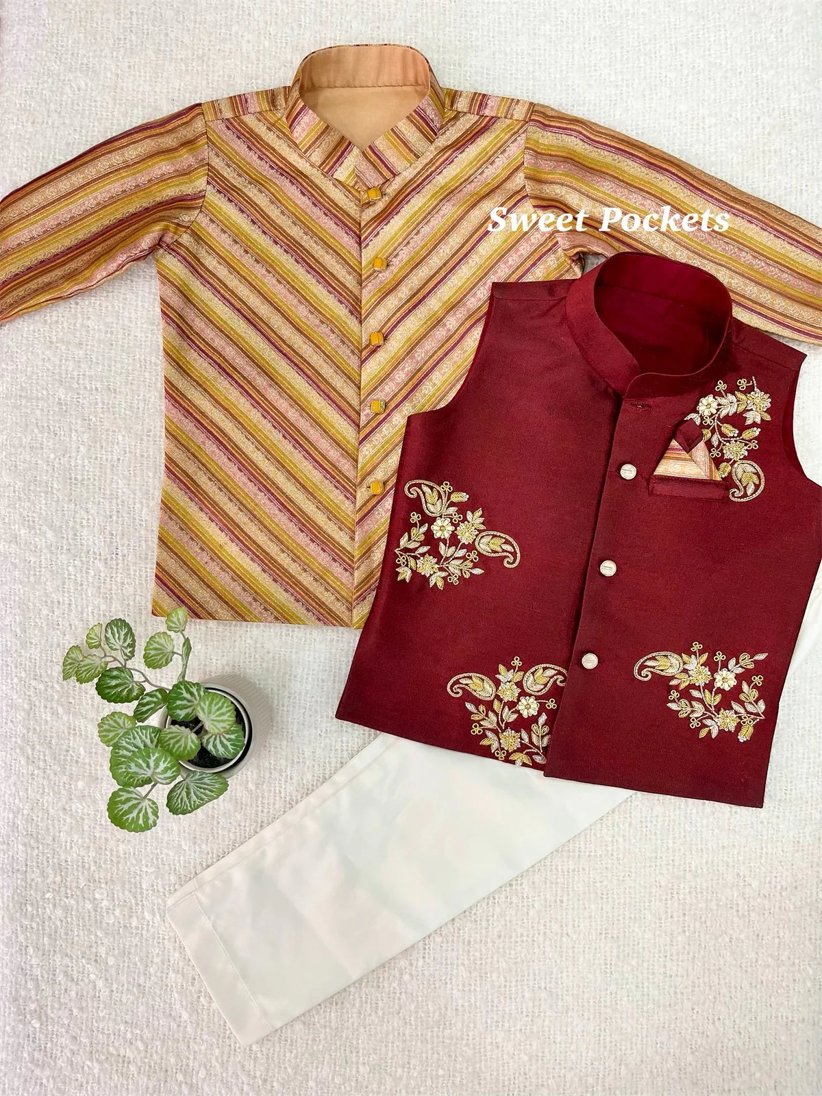 Kurta Pyjama Set With Waistcoat 1-2 years