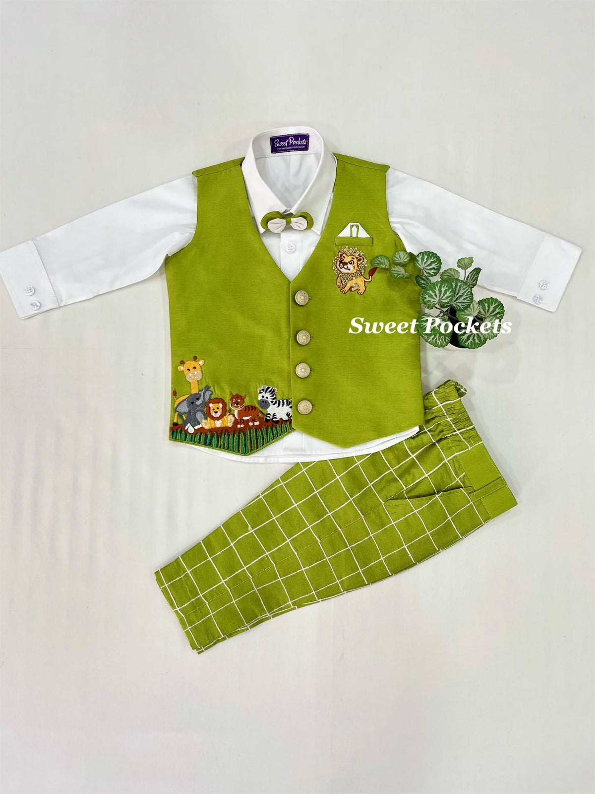 Kurta Pyjama Set With Waistcoat 1-2 years