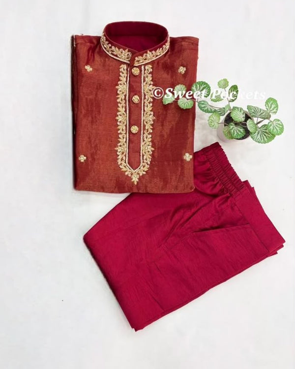 Kurta Pyjama Set