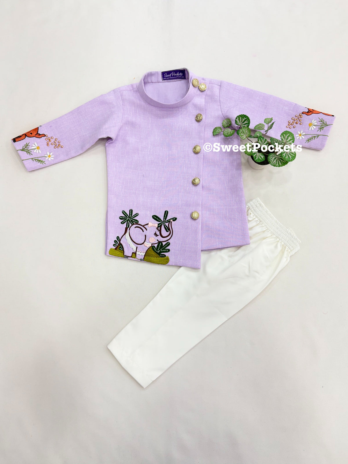 Kurta Pyjama Set