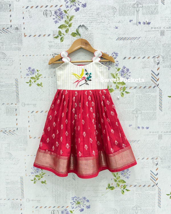 Age: 1-2 year (Ethnic Gown)