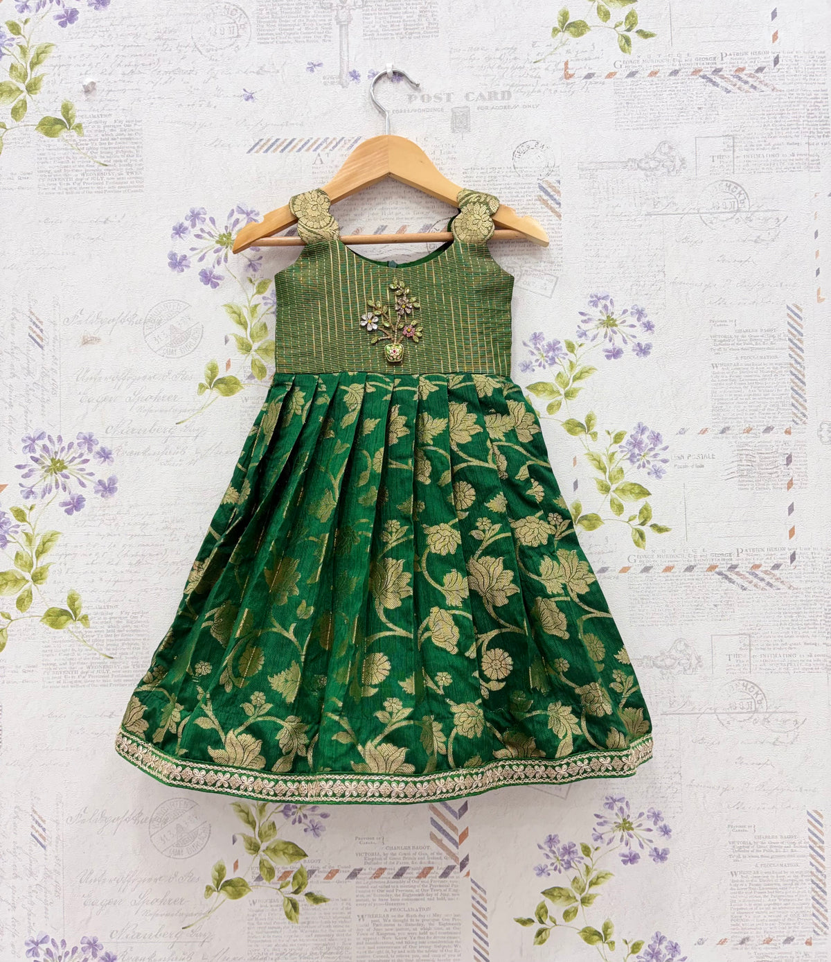 Age: 1-2 year (Ethnic Gown)