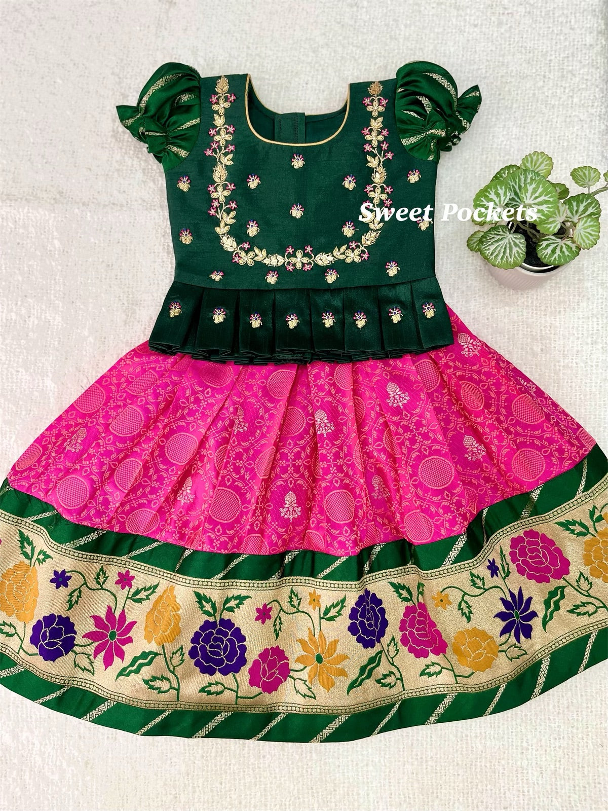 Buy Baby Girls Lehenga Choli Ethnic Wear Embroidered Lehenga & Kurta Online  at Best Prices in India - JioMart.