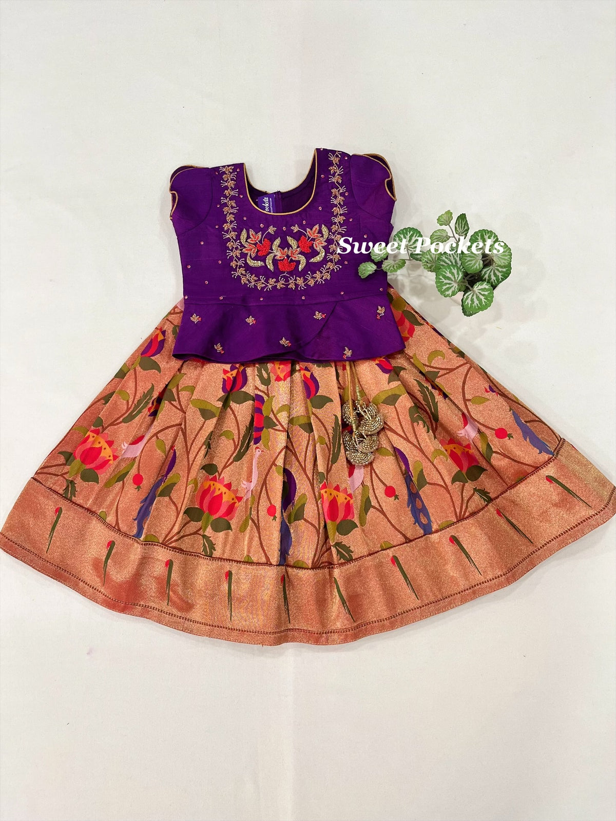 Age: 0-1 year(Lehenga set)