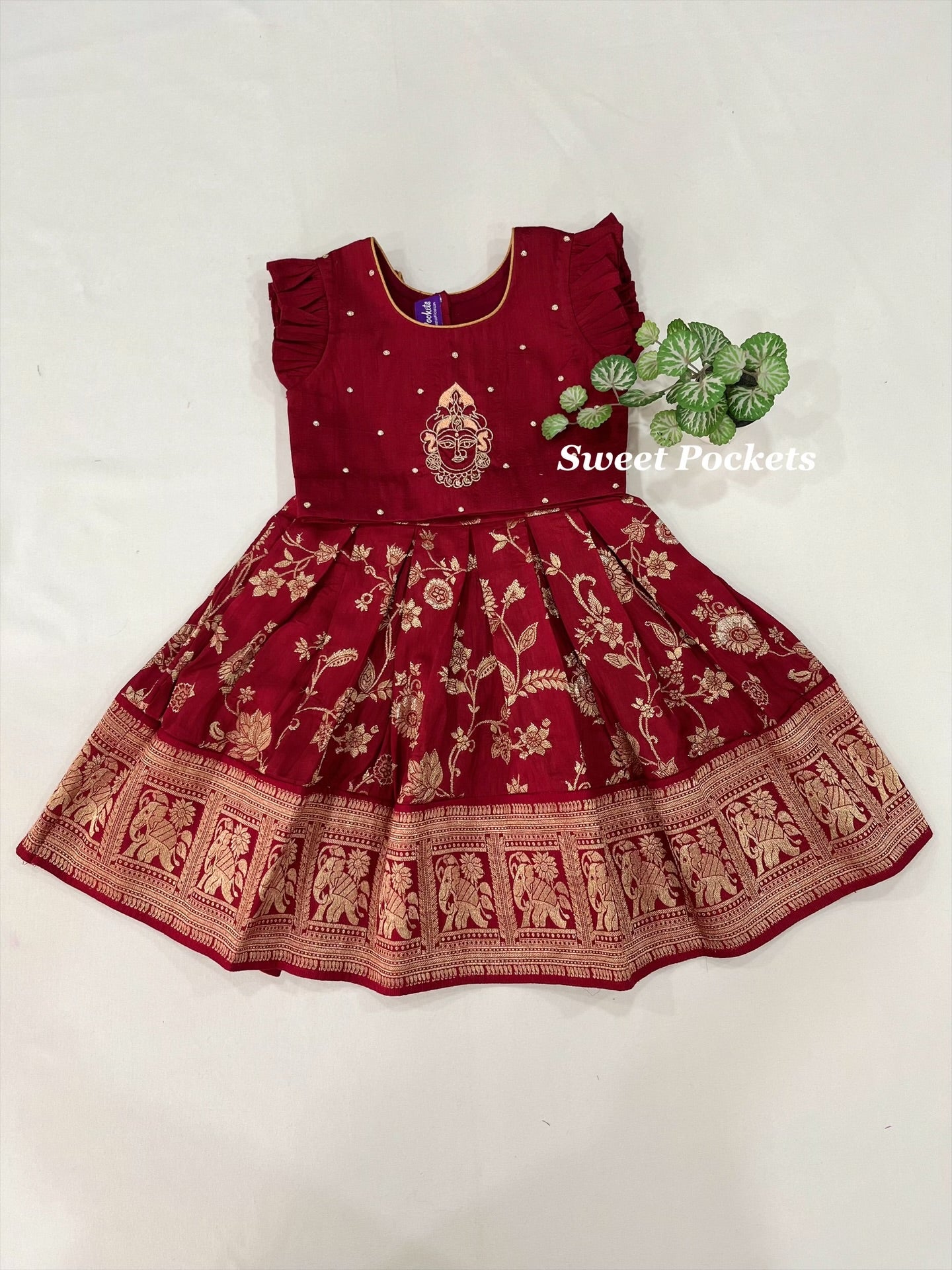Age: 0-1 year(Gown)