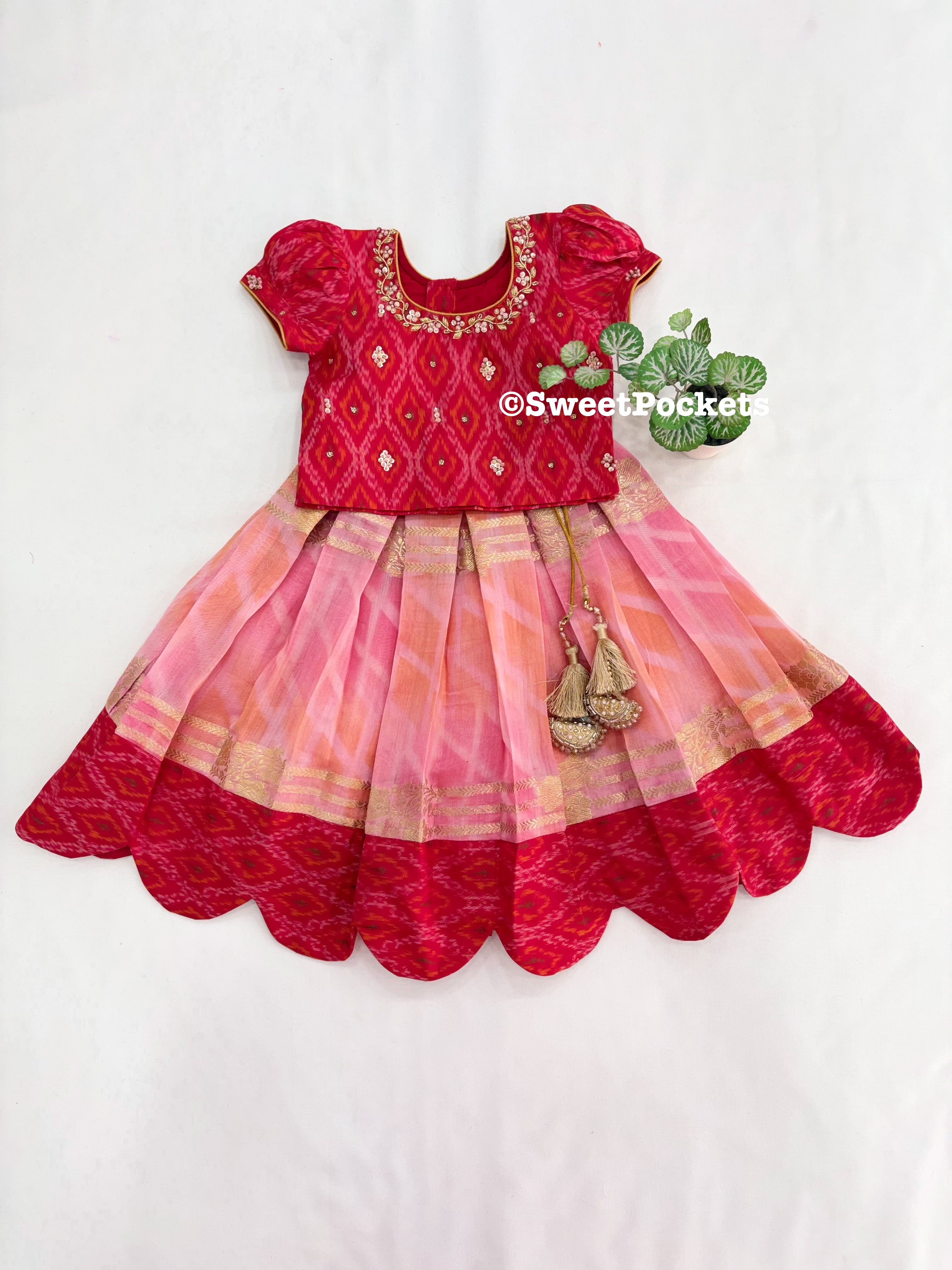 Age: 0-1 year(Lehenga set)