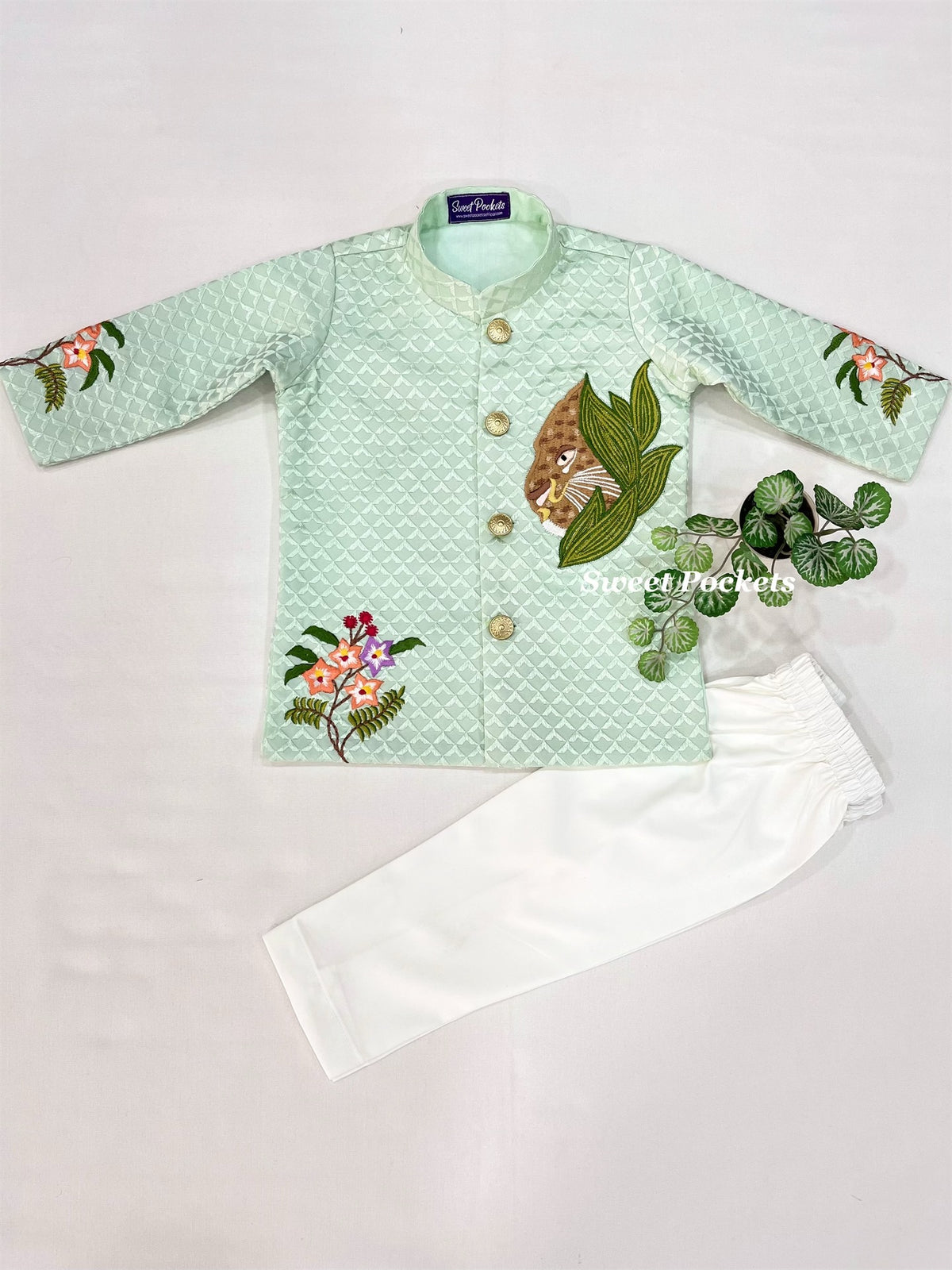 Kurta Pyjama Set