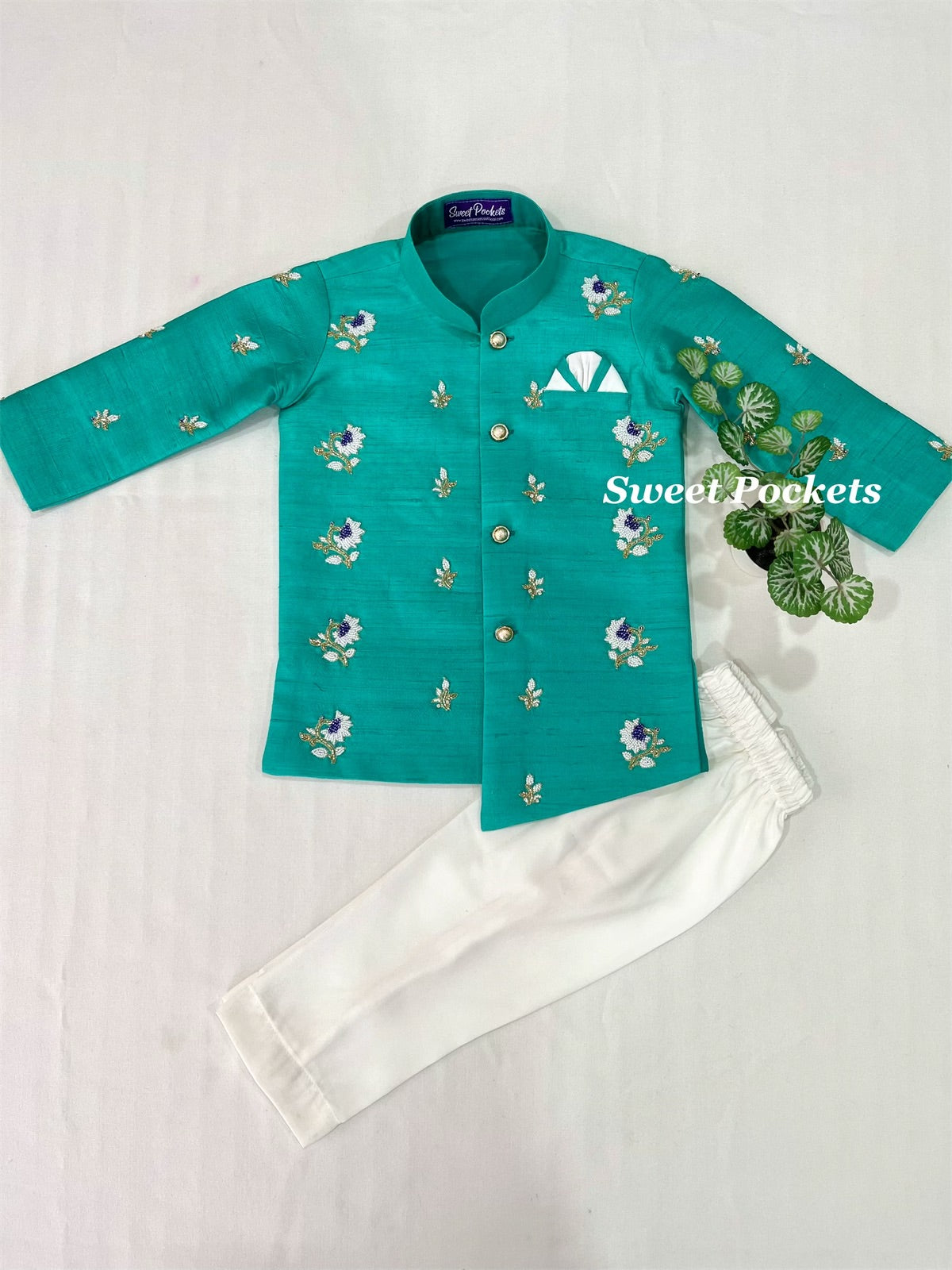 Kurta Pyjama Set