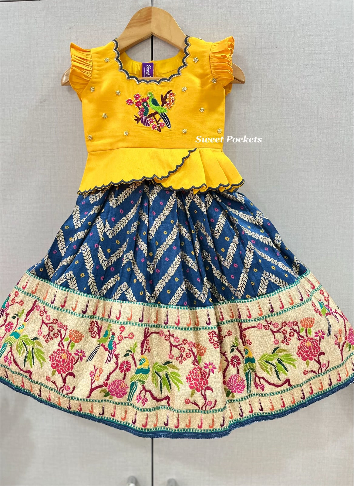 Age : 1-2 year