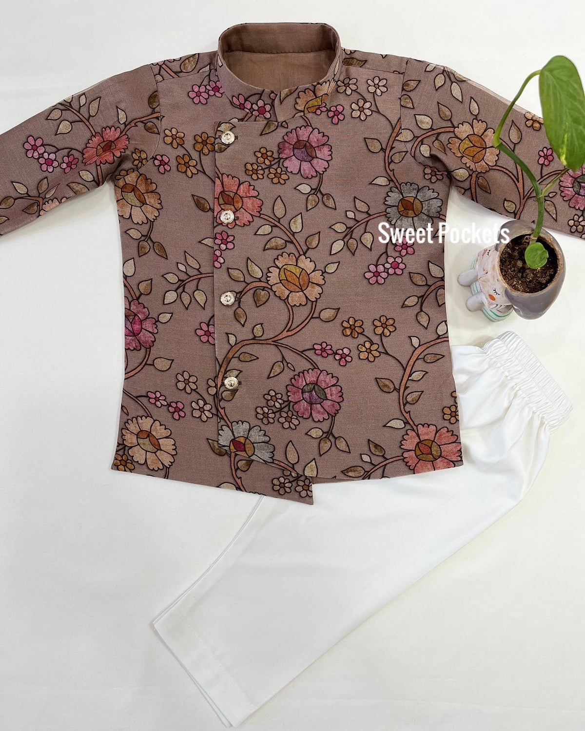 Kurta Pyjama Set